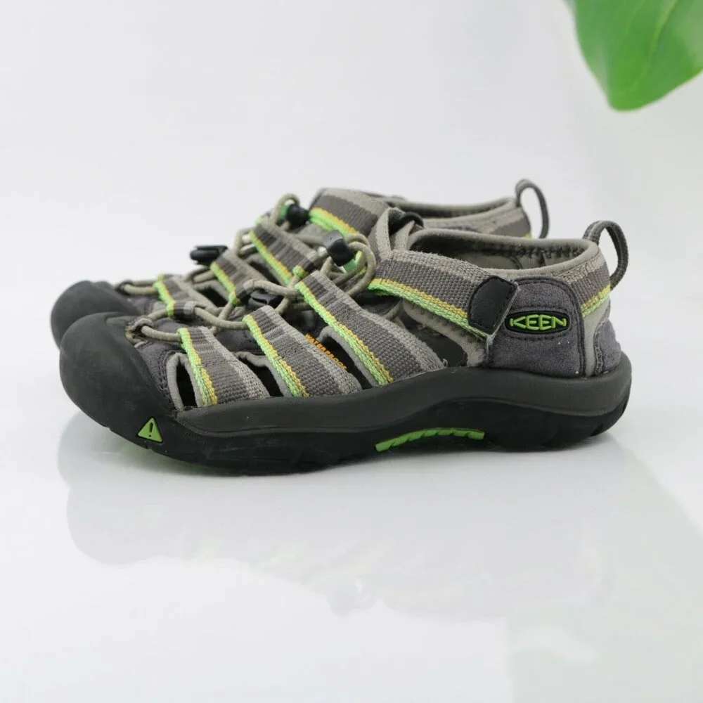 Keen Boys Newport H2‎ Sandal Size 3 Active Wet Dry Hike Quick Lace Toe Guard
